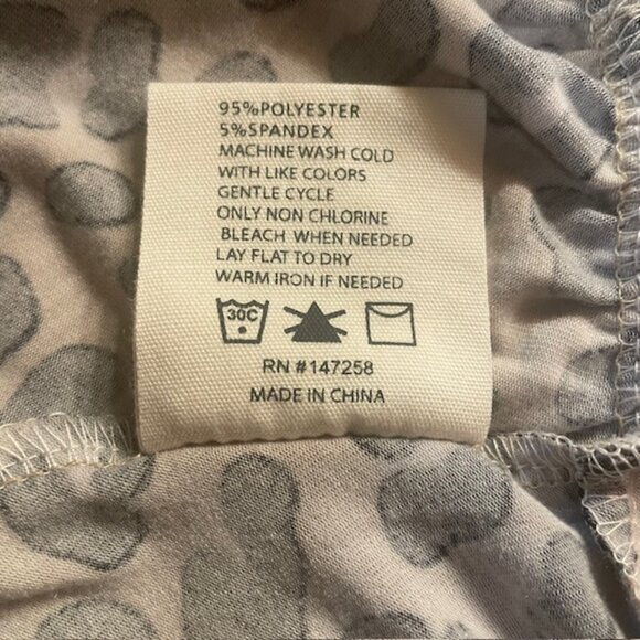 SIMPLY SOUTHERN Leopard Print Ruffle Bell Sleeve Peplum Hem Top - Size Small - Picture 6 of 6